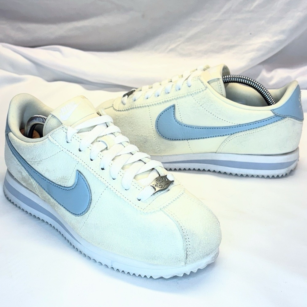 Nike Cortez '72 Running Sneakers Women's US 8 White‎ Blue Suede Shoes Retro